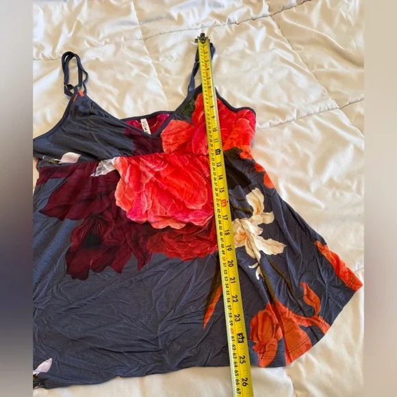 Soma Floral Camisole in Red and Black - Picture 2 of 7